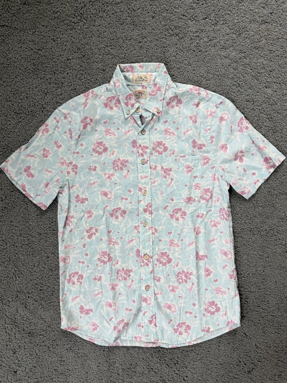 Faherty Men’s Short-Sleeve Breeze Shirt "Clear Waters Blossom" print- Sz. Med.